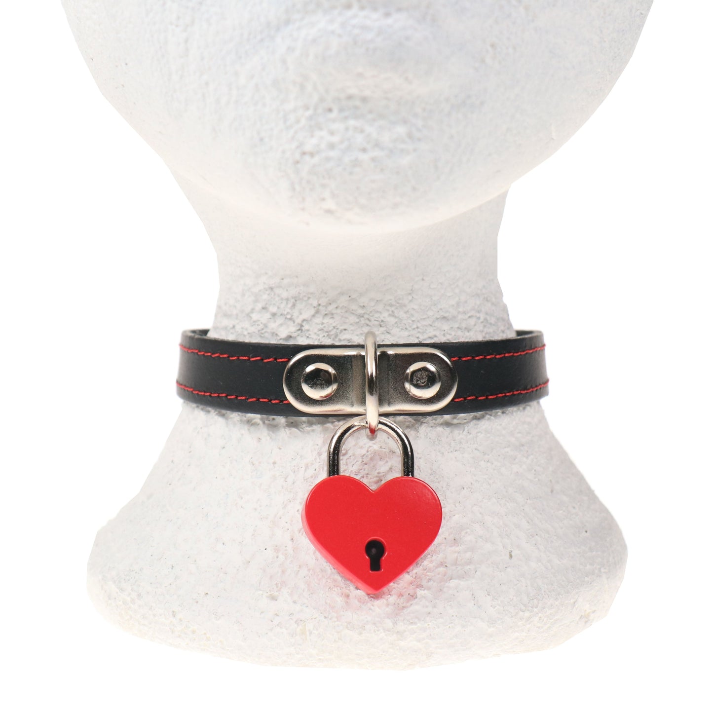 NB320E 1 ROW RED STITCH WITH BIG RED HEART PADLOCK Leather Choker