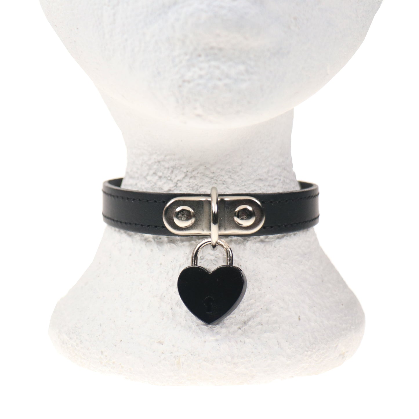 NB321A 1 ROW BLACK STITCH WITH SMALL BLACK HEART PADLOCK Leather Choker