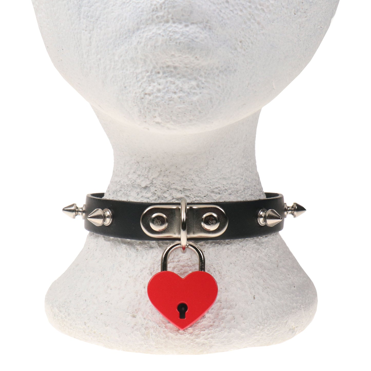 NB322E 1 ROW SMALL SPIKE AND BIG RED HEART PADLOCK Leather Choker