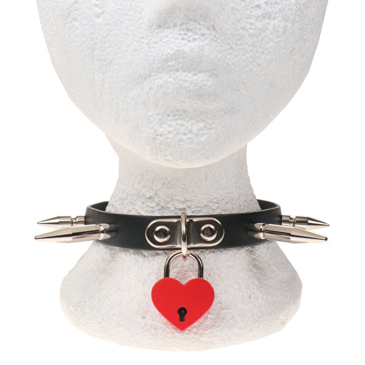 NB325E 1 ROW SMALL,MEDIUM AND LARGE SPIKE AND BIG RED HEART PADLOCK Leather Choker