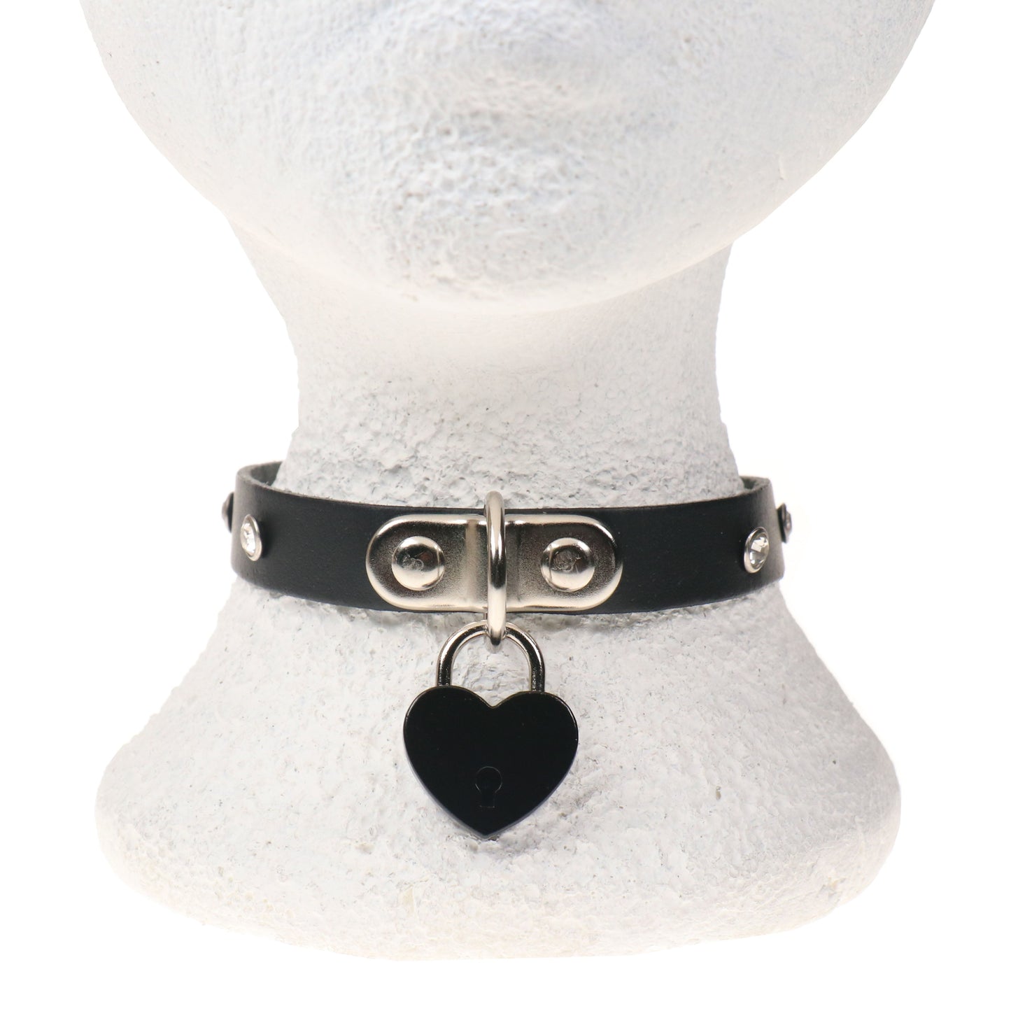NB330A 1 ROW JEWEL WITH SMALL BLACK HEART PADLOCK Leather Choker