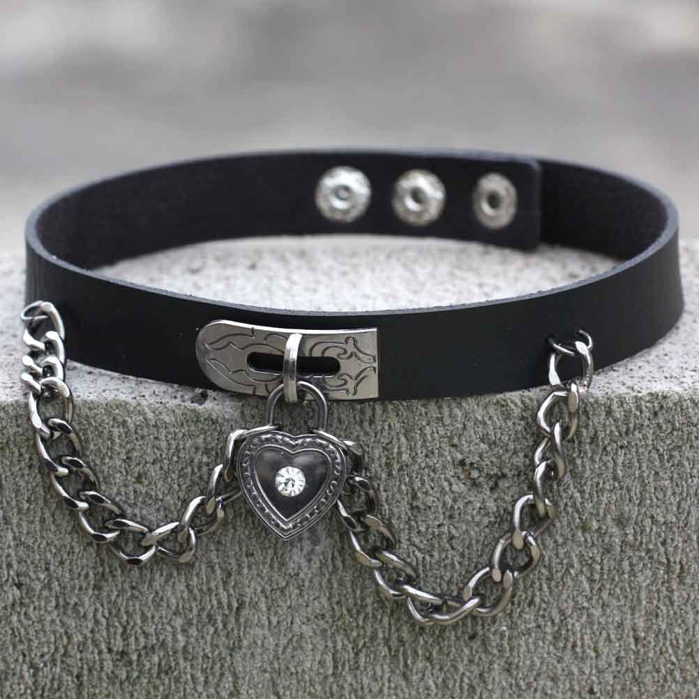 Heart Lock Vegan Neckband - VNB164