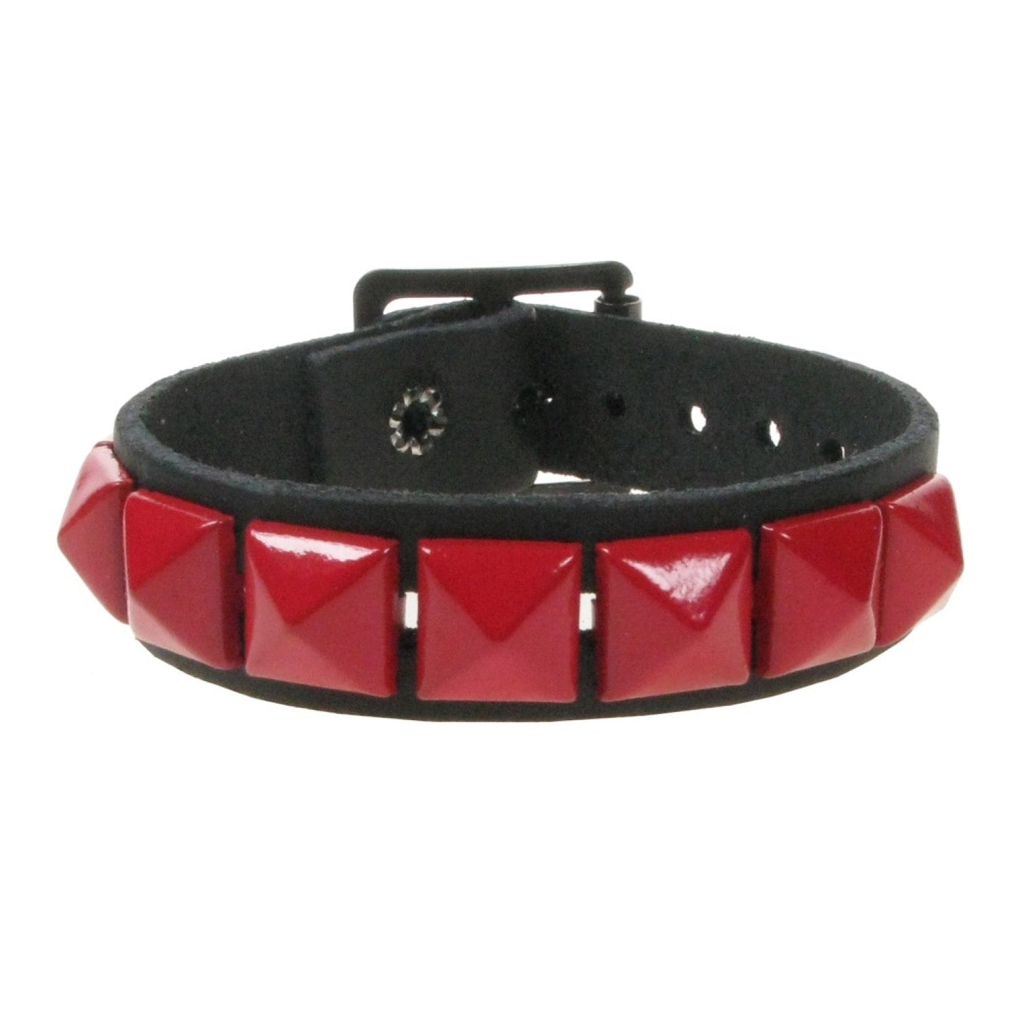 WB101B 1 ROW SMALL RED PYRAMID LEATHER WRISTBAND -BLACK