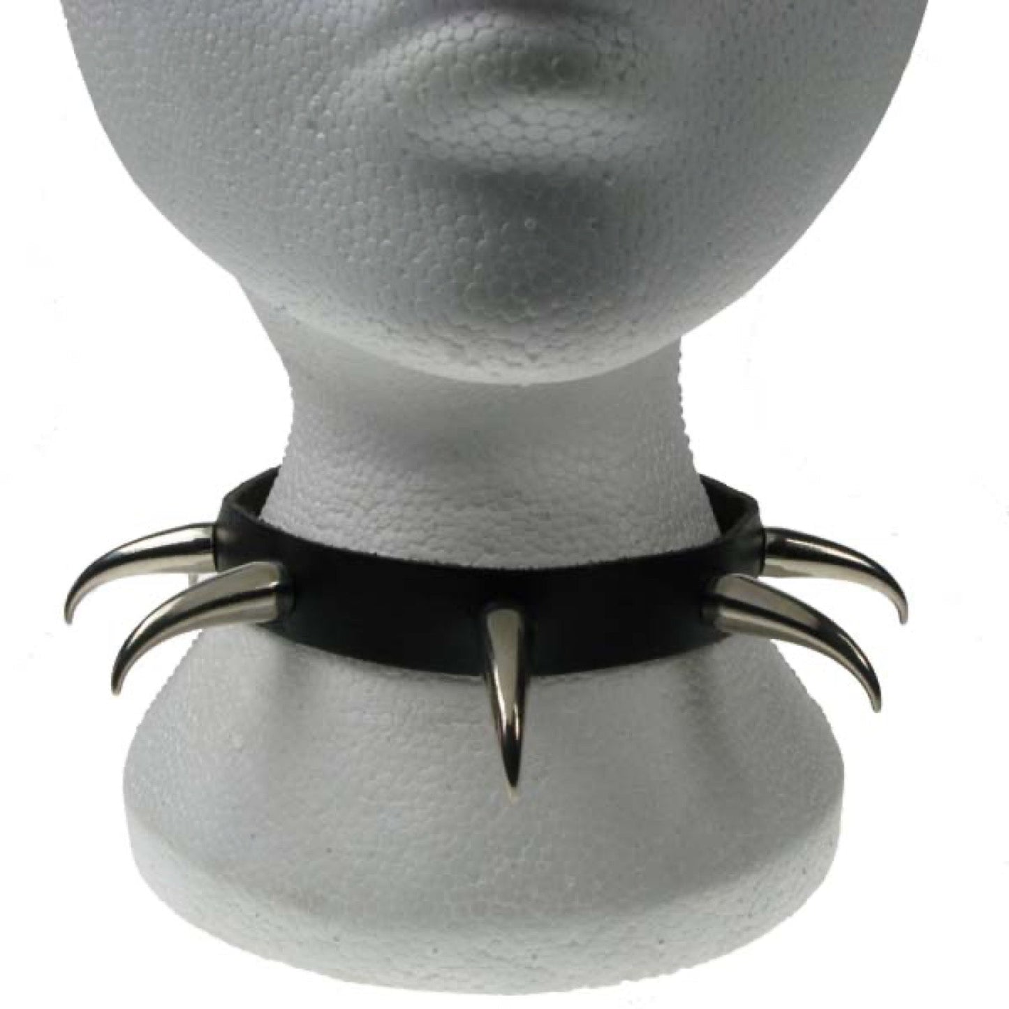 NB079 1 Row Medium Tusk Leather Choker