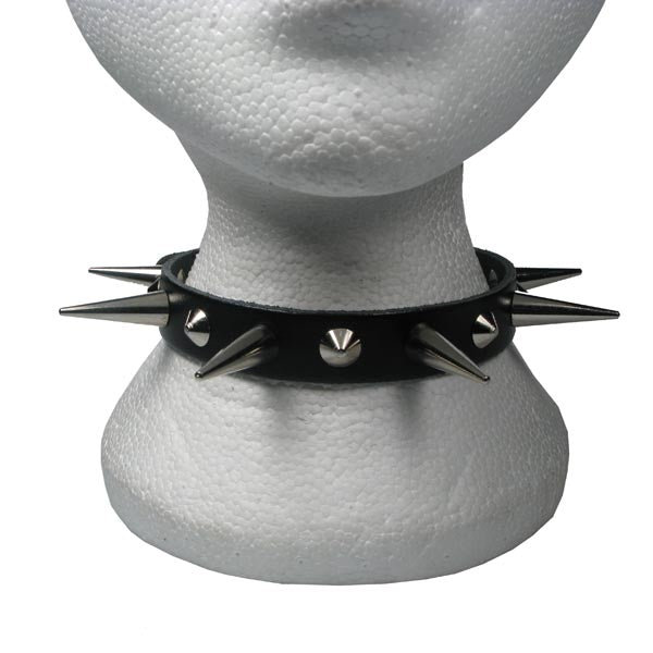 NB187 1 Row Conical and Medium Cone Leather Choker