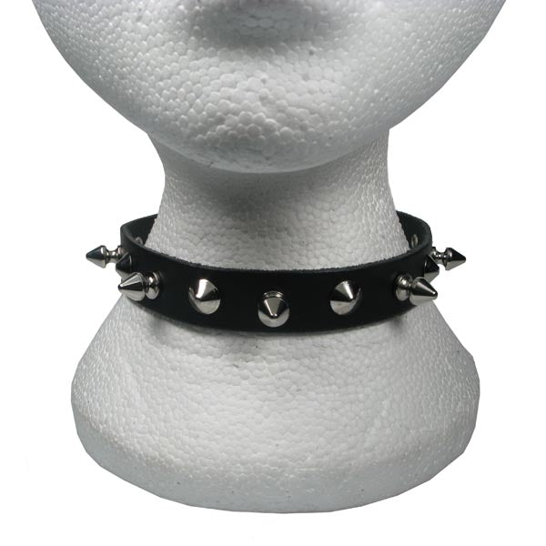 NB189 1 Row Conical and Small Spike Leather Choker