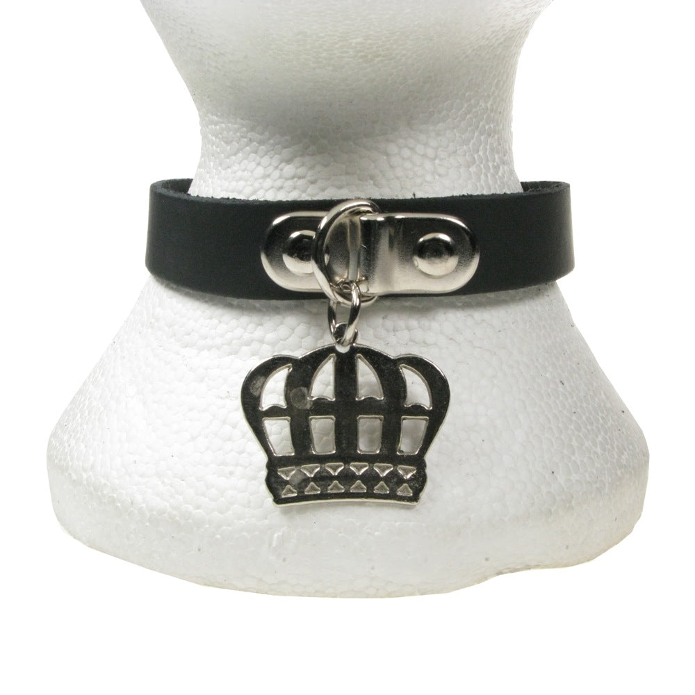 NB225 1 Row CRown Fitting Hanging Leather Choker