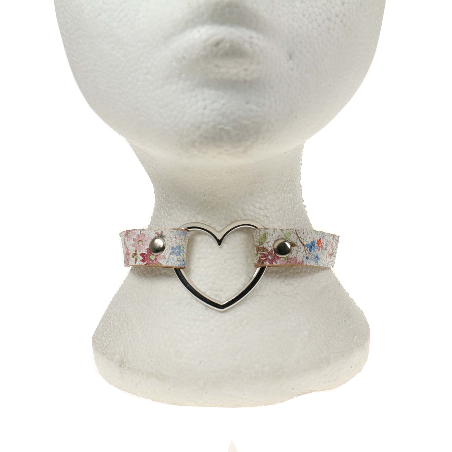 NB245R 1 Row Heart Fitting Leather Choker ORIGINAL FLOWER