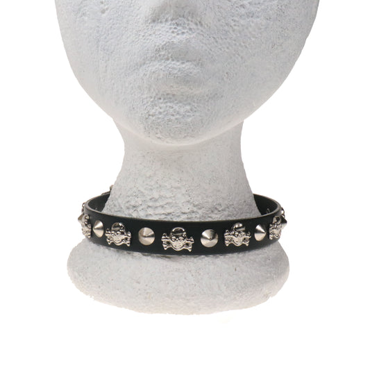 NB095 1 Row Conical and Skull and Crossbones Leather Choker