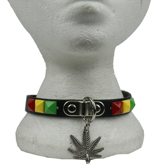 NB304 1 Row Handle Plate with Cannabis Leaf and Rasta (Red/Yellow/Green 13mm Pyramid) Leather Choker