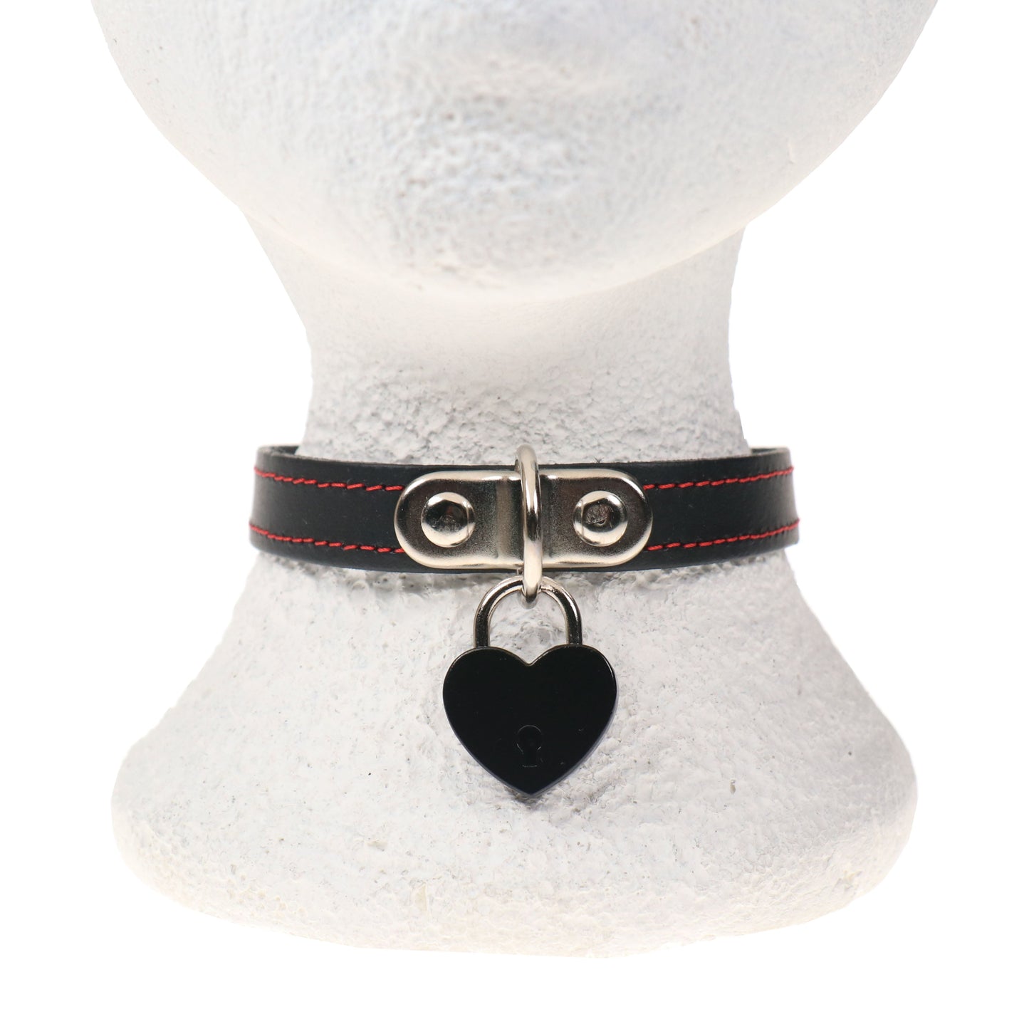 NB320A 1 ROW RED STITCH WITH SMALL BLACK HEART PADLOCK Leather Choker