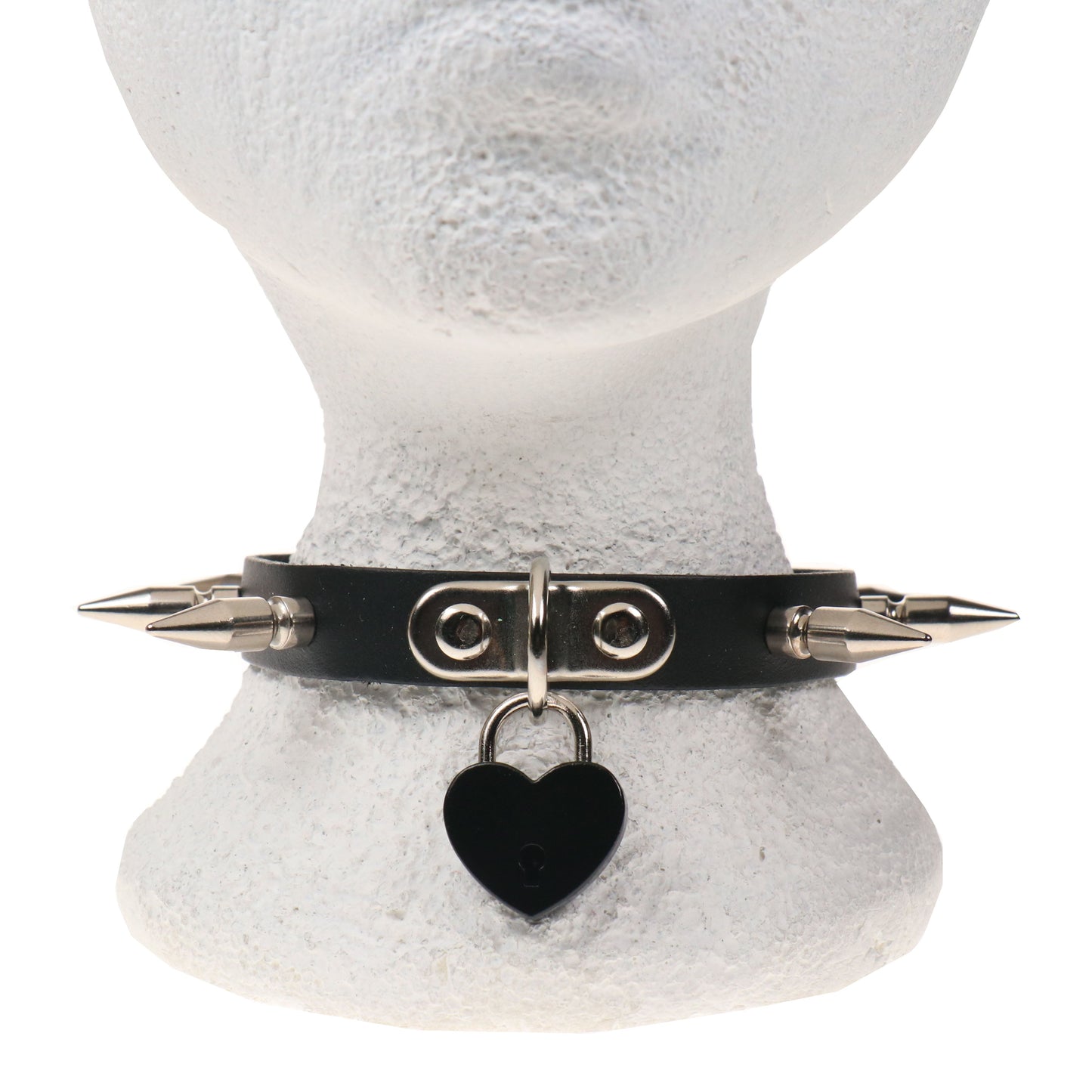 NB323A 1 ROW MEDIUM SPIKE AND SMALL BLACK HEART PADLOCK Leather Choker