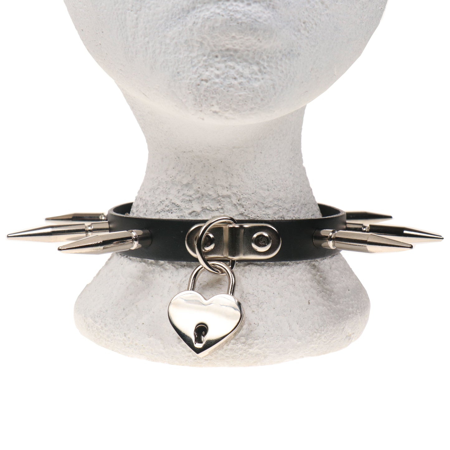 NB324C 1 ROW LARGE SPIKE AND BIG HEART PADLOCK Leather Choker