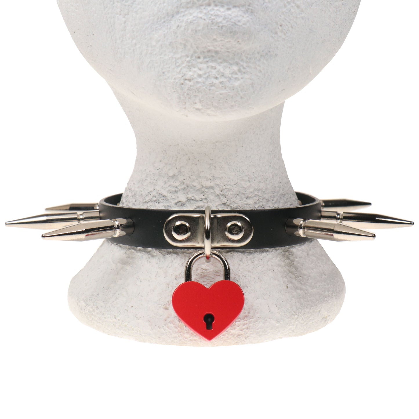 NB324E 1 ROW LARGE SPIKE AND BIG RED HEART PADLOCK Leather Choker