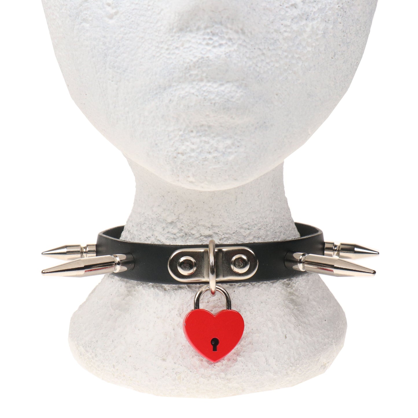 NB325B 1 ROW SMALL,MEDIUM AND LARGE SPIKE AND SMALL RED HEART PADLOCK Leather Choker