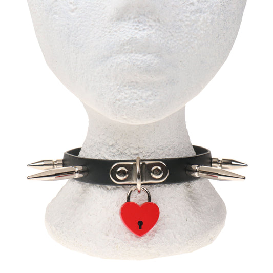 NB325B 1 ROW SMALL,MEDIUM AND LARGE SPIKE AND SMALL RED HEART PADLOCK Leather Choker