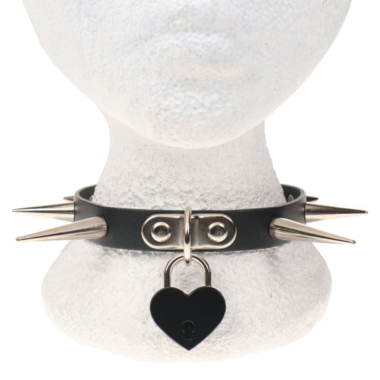 NB327D 1 ROW SMALL, MEDIUM AND LARGE CONE SPIKE AND BIG BLACK HEART PADLOCK Leather Choker