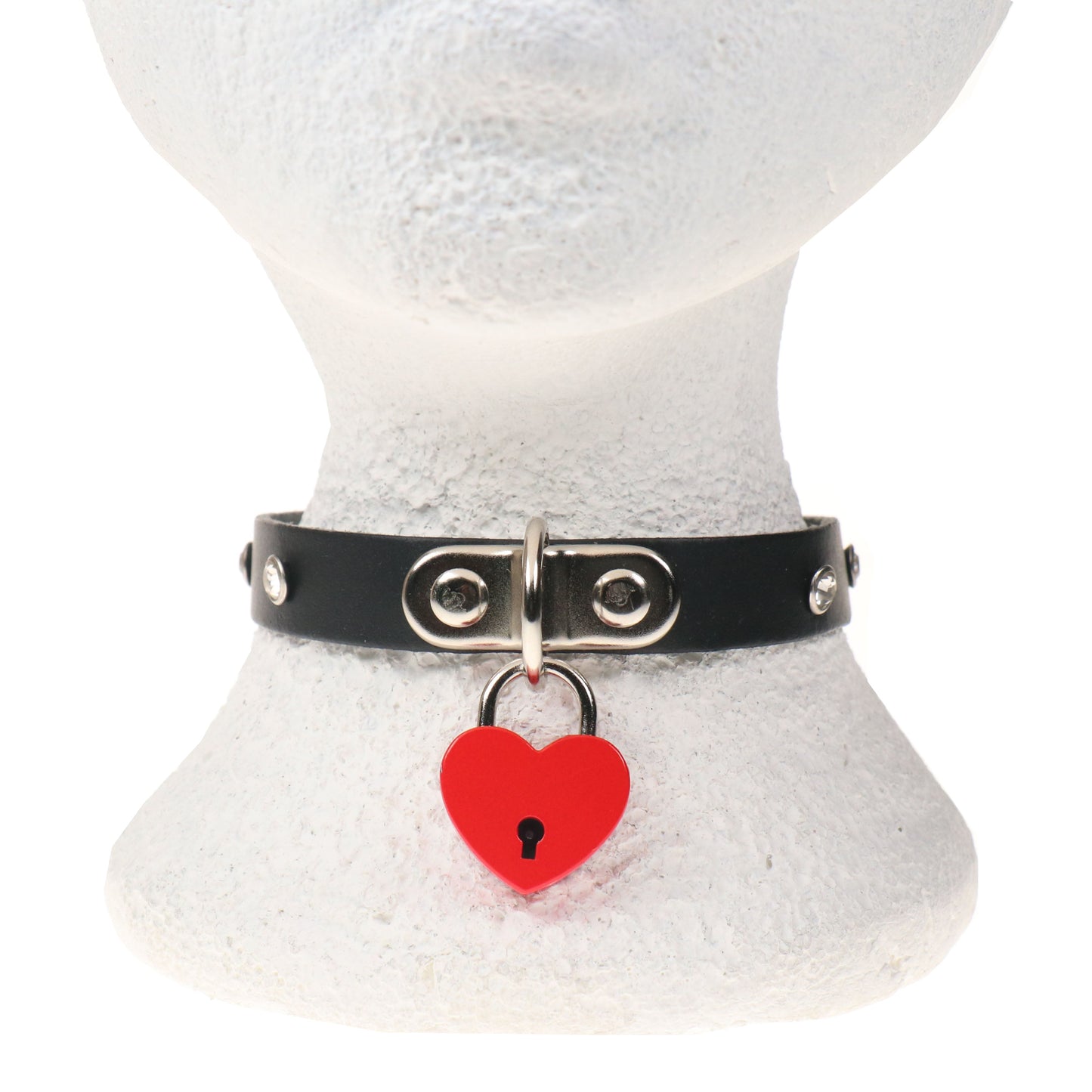 NB330B 1 ROW JEWEL WITH SMALL RED HEART PADLOCK Leather Choker