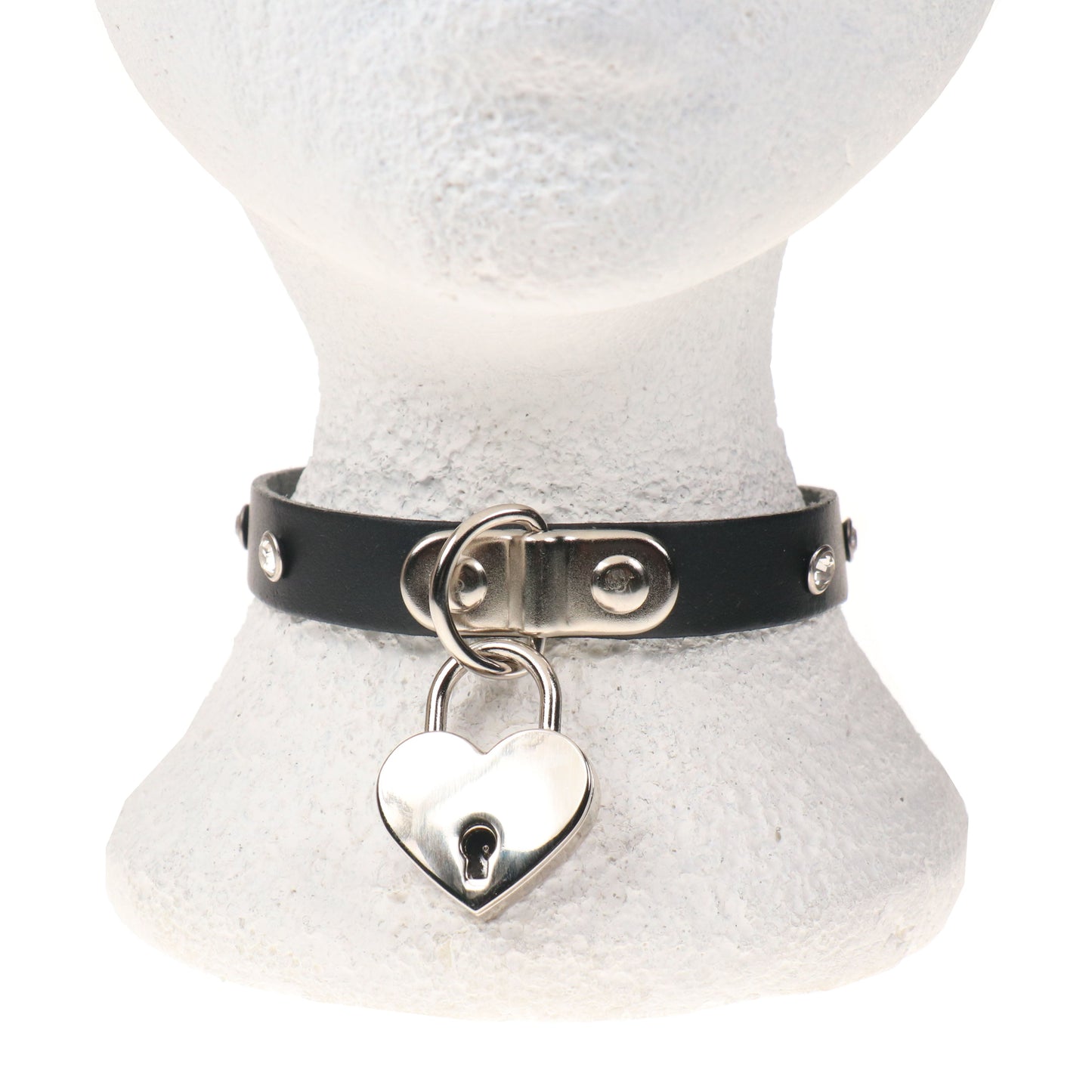 NB330C 1 ROW JEWEL WITH BIG HEART PADLOCK Leather Choker