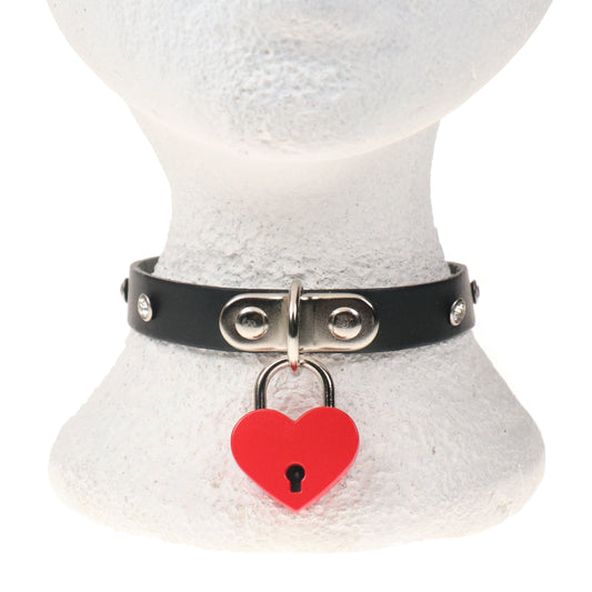 NB330E 1 ROW JEWEL WITH BIG RED HEART PADLOCK Leather Choker