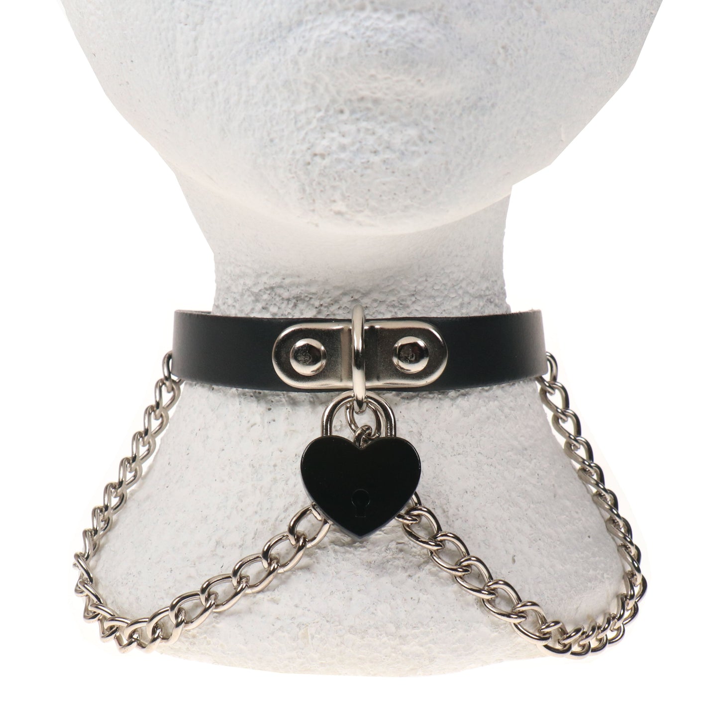 NB331A 1 ROW CHAIN AND SMALL BLACK HEART PADLOCK Leather Choker