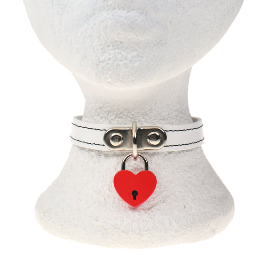 NB332B 1 ROW BLACK STITCH WITH SMALL RED HEART PADLOCK- WHITE Leather Choker