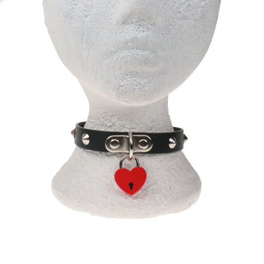 NB333B 1 ROW CONICAL WITH SMALL RED HEART PADLOCK Leather Choker