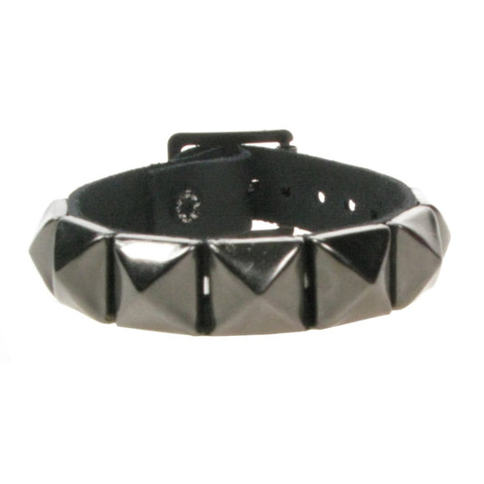 WB008J 1 ROW GUN METAL PYRAMID LEATHER WRISTBAND - BLACK