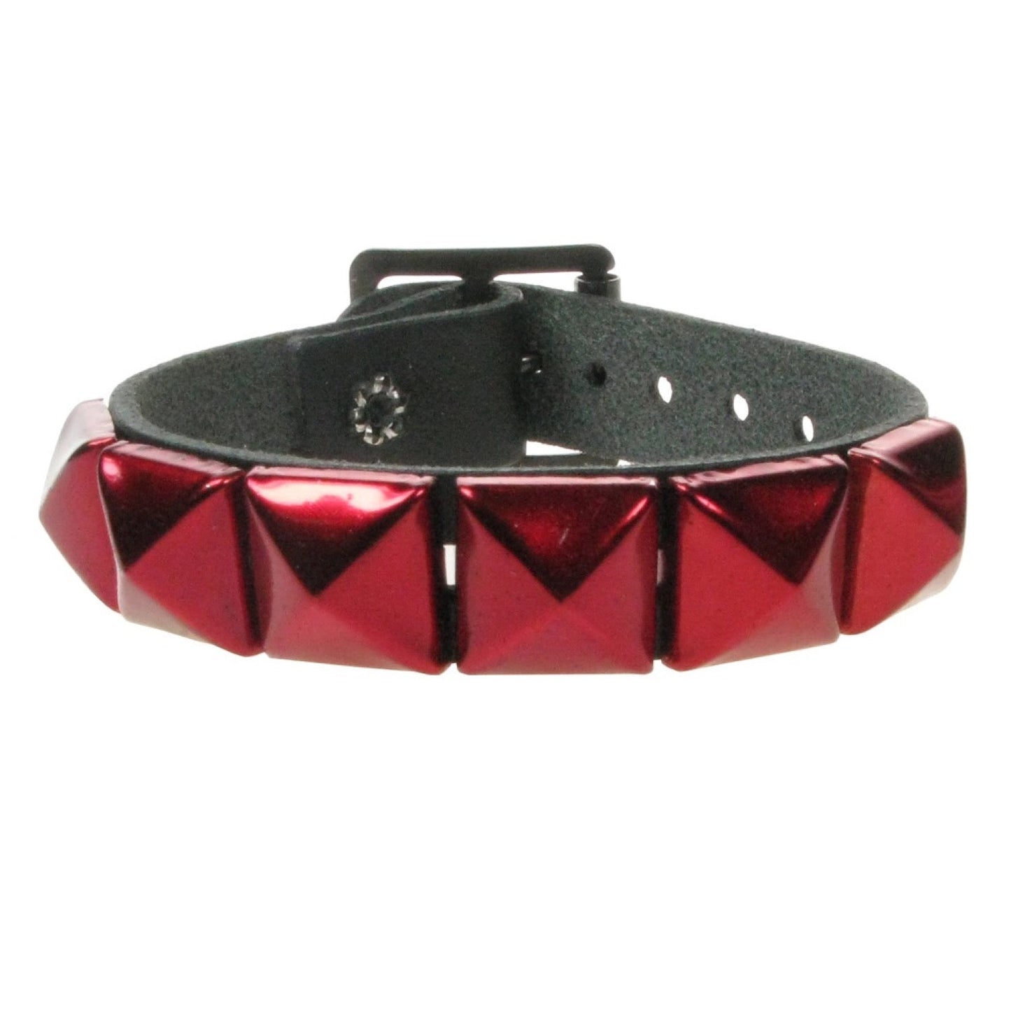 WB008K 1 ROW METALLIC RED PYRAMID LEATHER WRISTBAND - BLACK