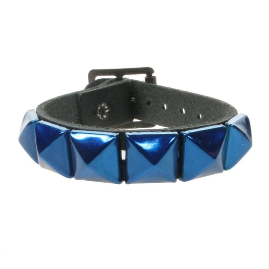 WB008L 1 ROW METALLIC BLUE PYRAMID LEATHER WRISTBAND - BLACK