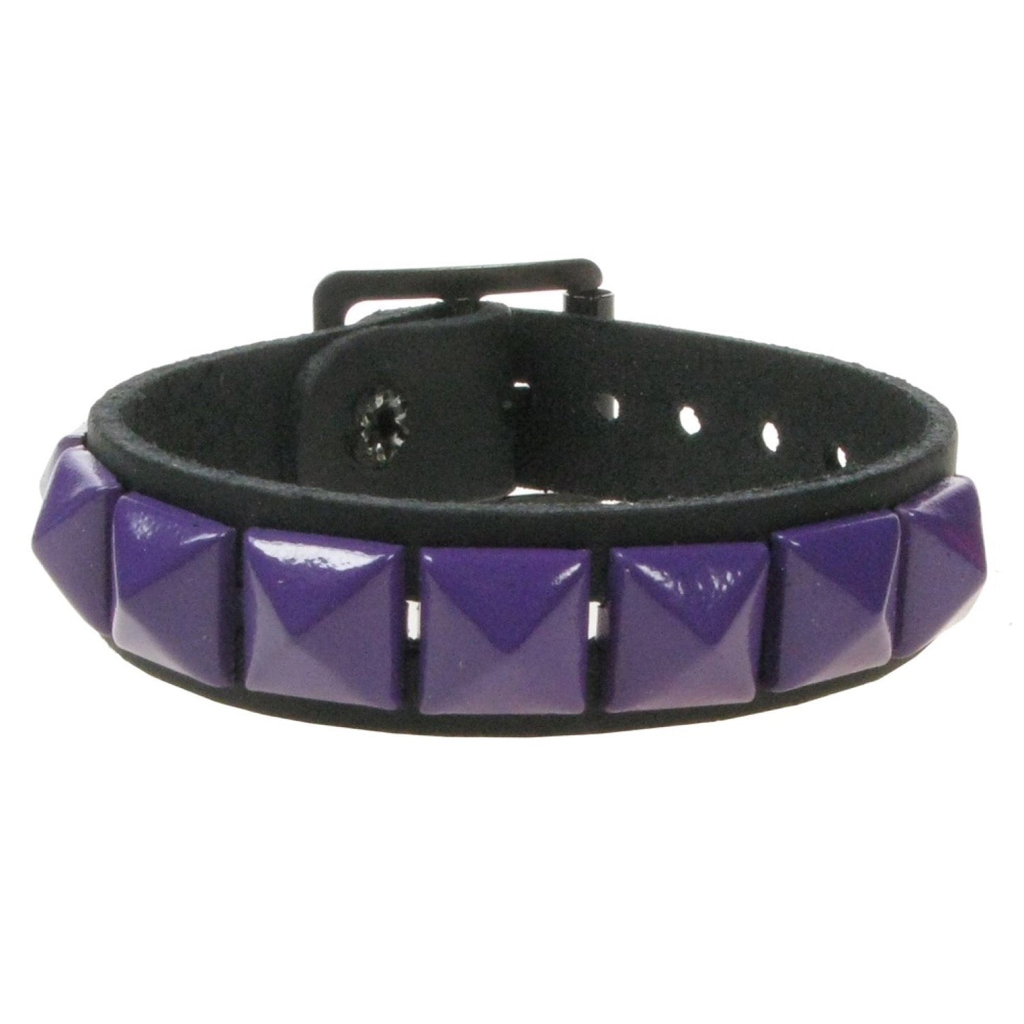 WB101F 1 ROW SMALL PURPLE PYRAMID LEATHER WRISTBAND -BLACK