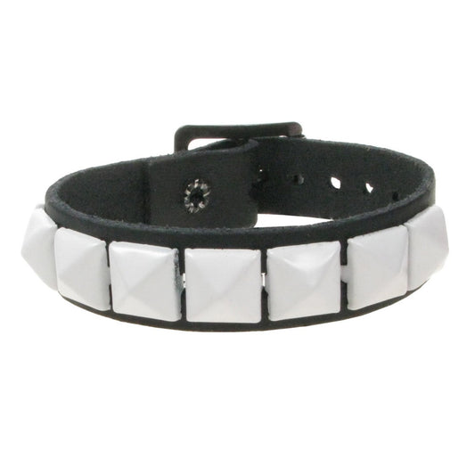 WB101H 1 ROW SMALL WHITE PYRAMID LEATHER WRISTBAND - BLACK