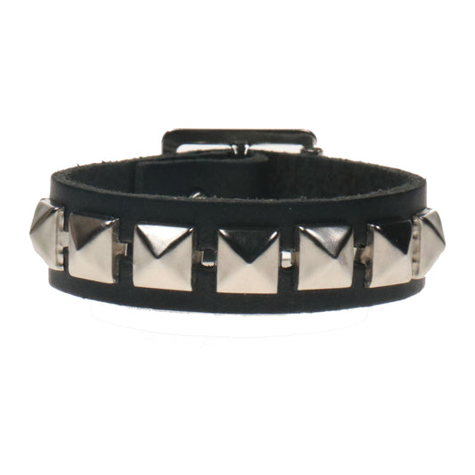 WB476A 1 ROW SMALL 10mm PYRAMID Leather Wristband - Black