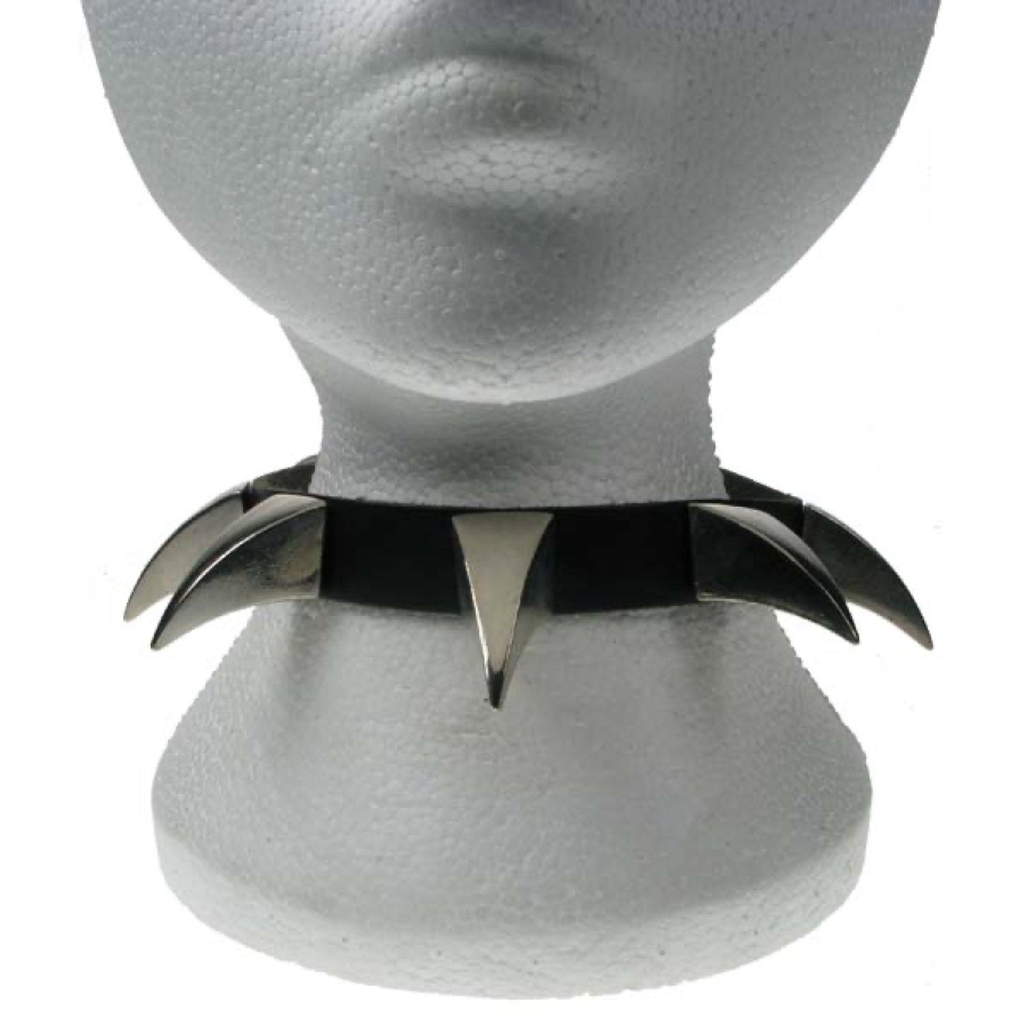 NB073 1 Row Medium Claw Leather Choker