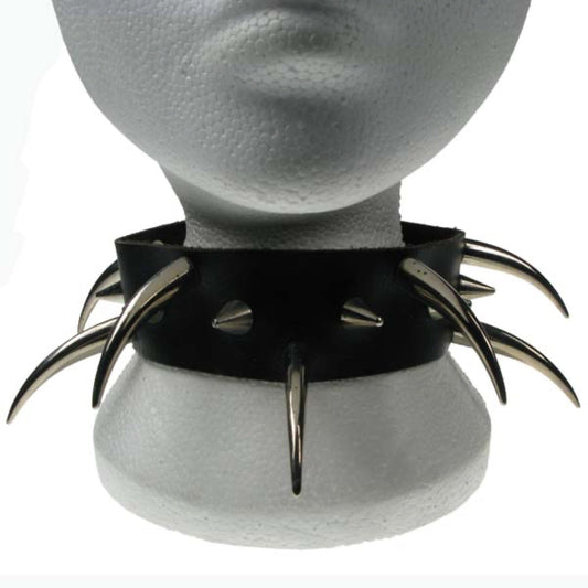 NB110 2 Row Large Tooth (on edge) and Cone Spike in middle Leather Choker