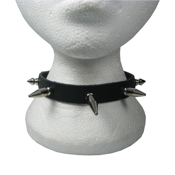 NB197 1 Row Small, Medium and Large Spike Leather Choker