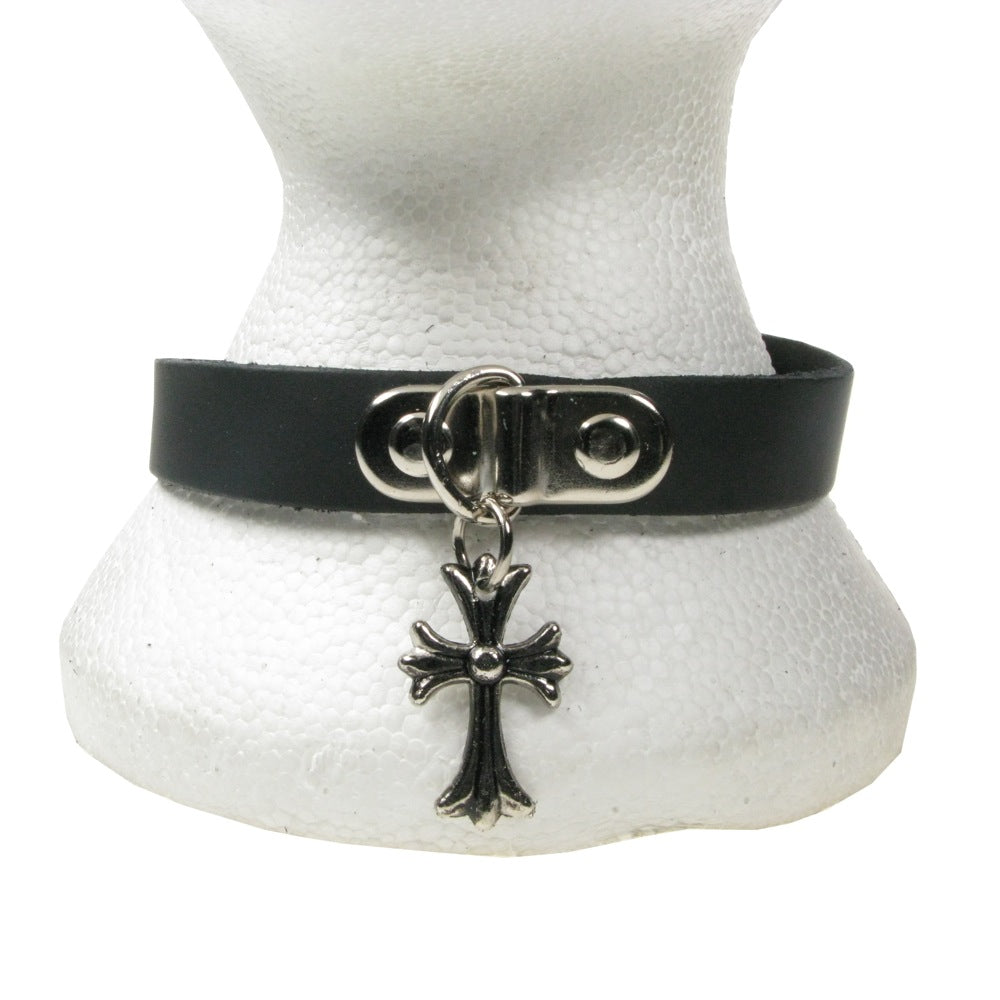 NB224 1 Row Crucifix Fitting Leather Choker