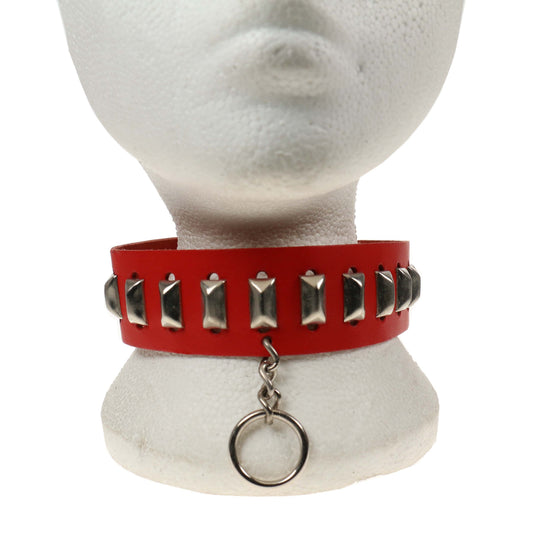 NB236 2 Row Red Squashed Pyramid Metal Fitting and Hanging Small Ring Leather Choker -Red