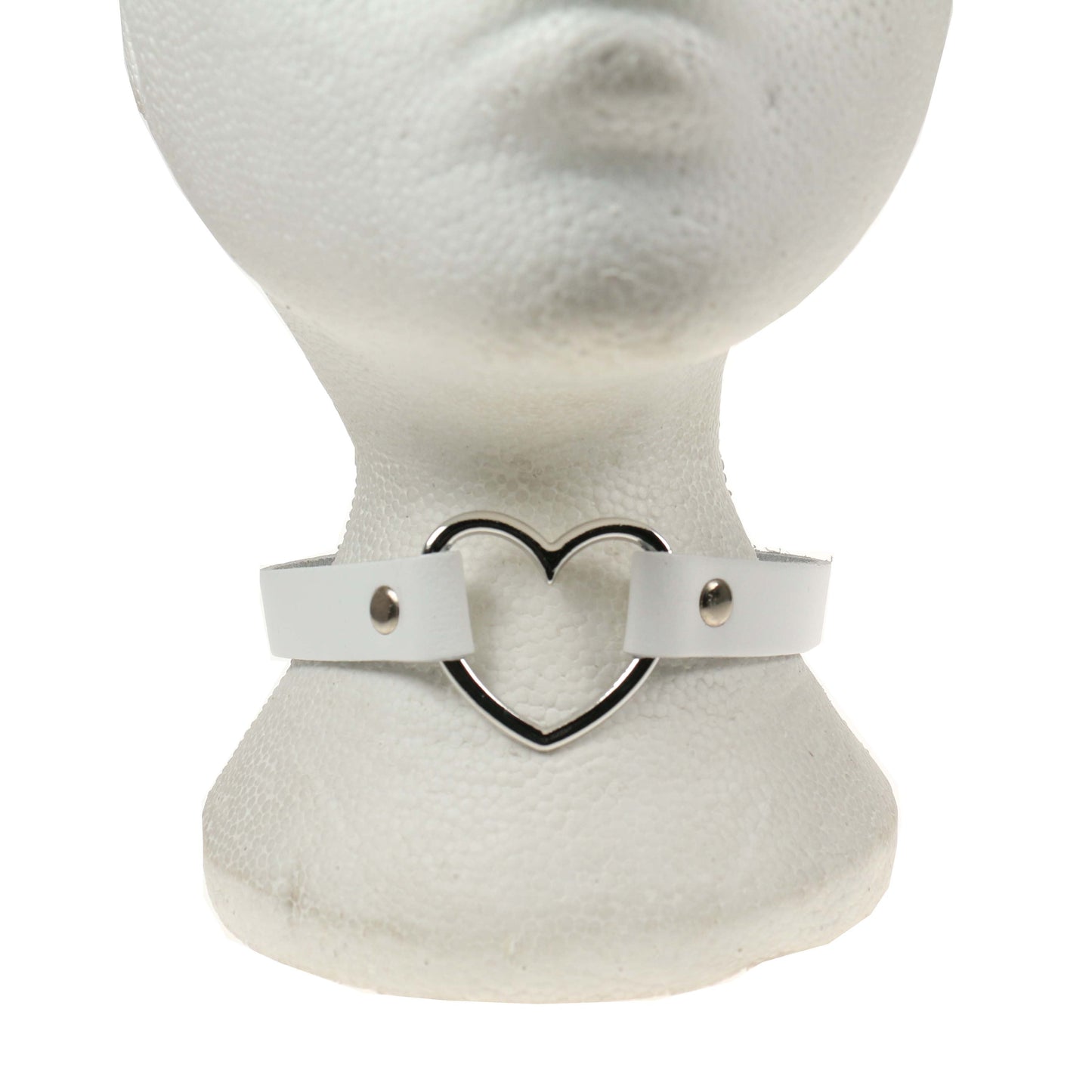 NB245D 1 Row Heart Fitting Leather Choker WHITE