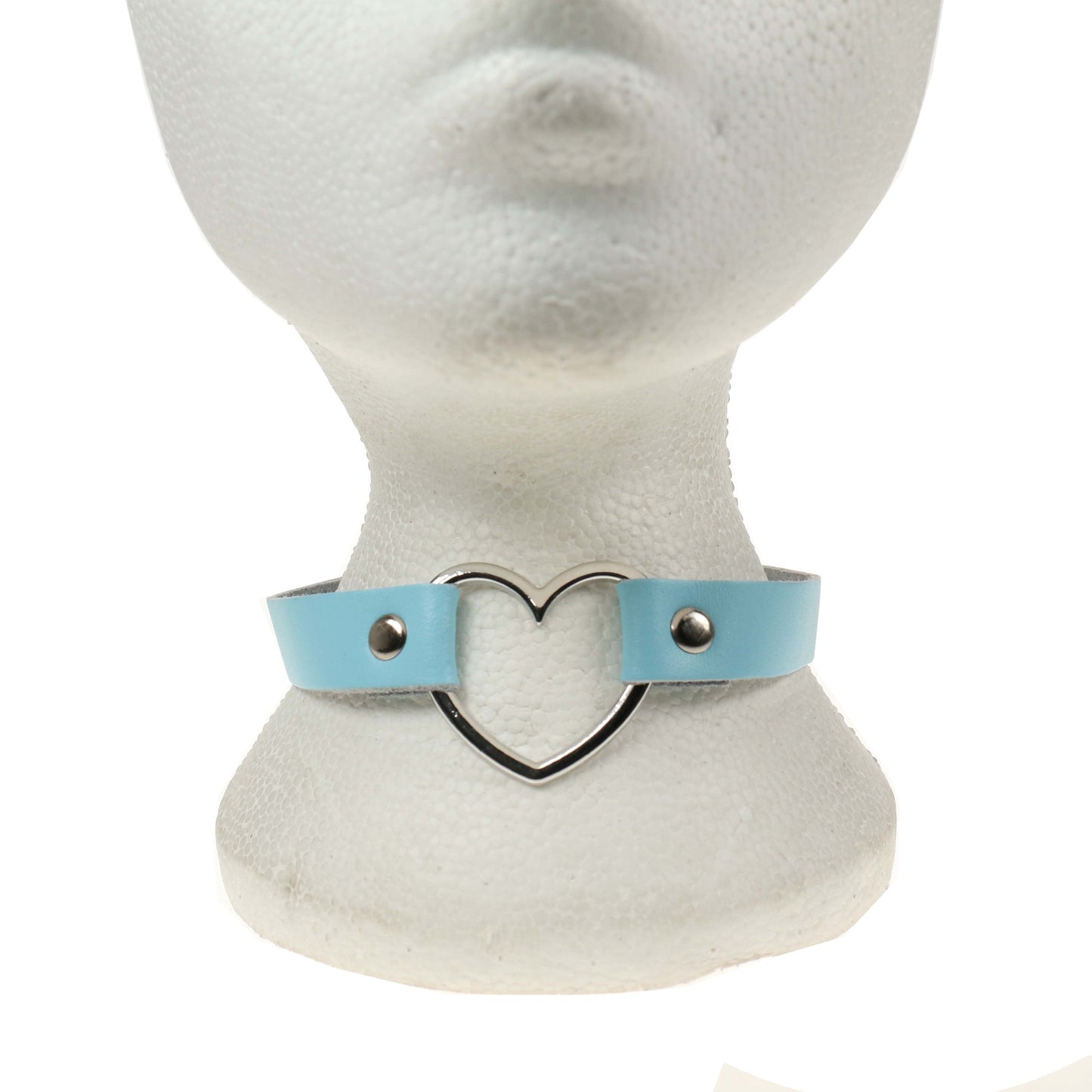 NB245G 1 Row Heart Fitting Leather Choker BABY BLUE
