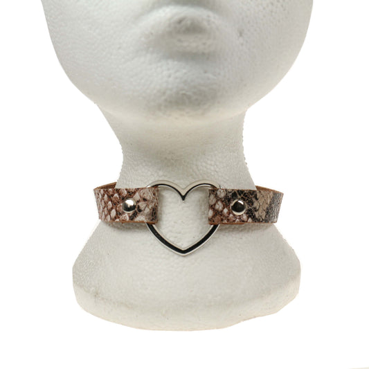 NB245S 1 Row Heart Fitting Leather Choker BRowN SNAKESKIN
