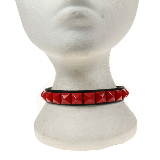 NB246C 1 Row 1/2 Inch Red Pyramid Leather Choker
