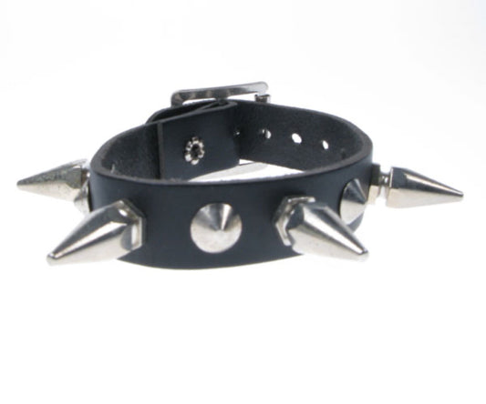 WB047 1 Row Medium Hexagon Spike and Conical Leather Wristband - Black