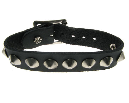 WB109 1 Row Conical Leather Wristband - Black