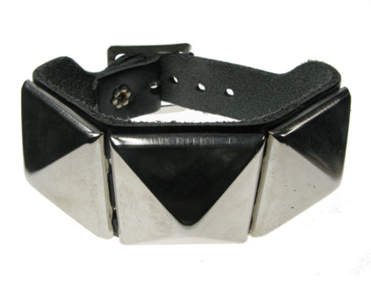 WB122 2 Row width 1 Row Large Pyramid Leather Wristband - Black