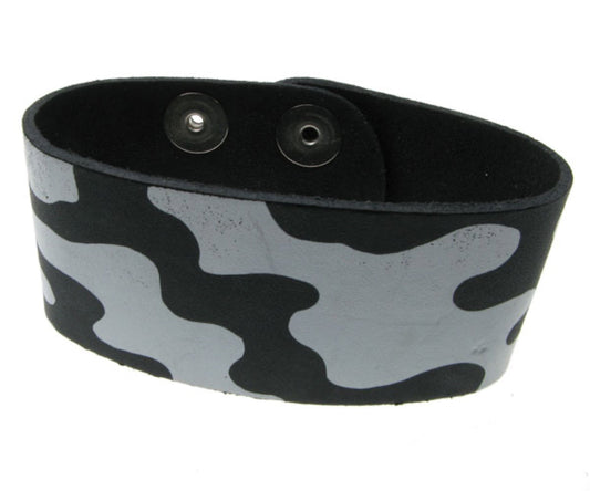WB132 2 Row Camouflage Silver/Black Print Leather Wristband Buttoned - Black