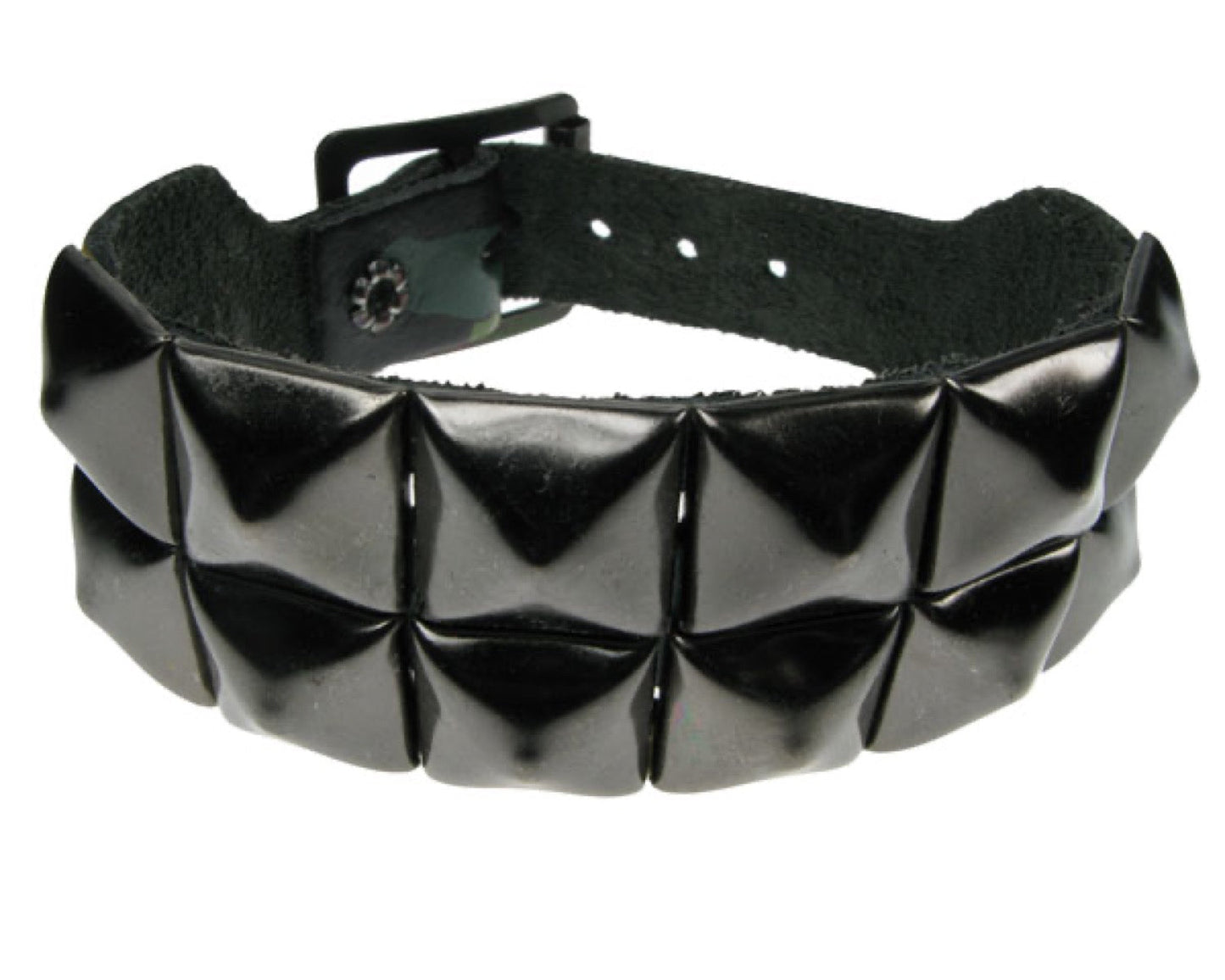 WB297 2 ROW BLACK PYRAMID ON GREEN CAMOFLAGUE Leather Wristband - Camo Green