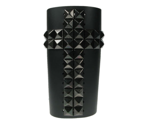 WB371 11 ROW WIDTH BLACK PYRAMID CRUCIFIXLEATHER ARMBAND LEATHER GAUNTLET LEATHER WRISTBAND BLACK