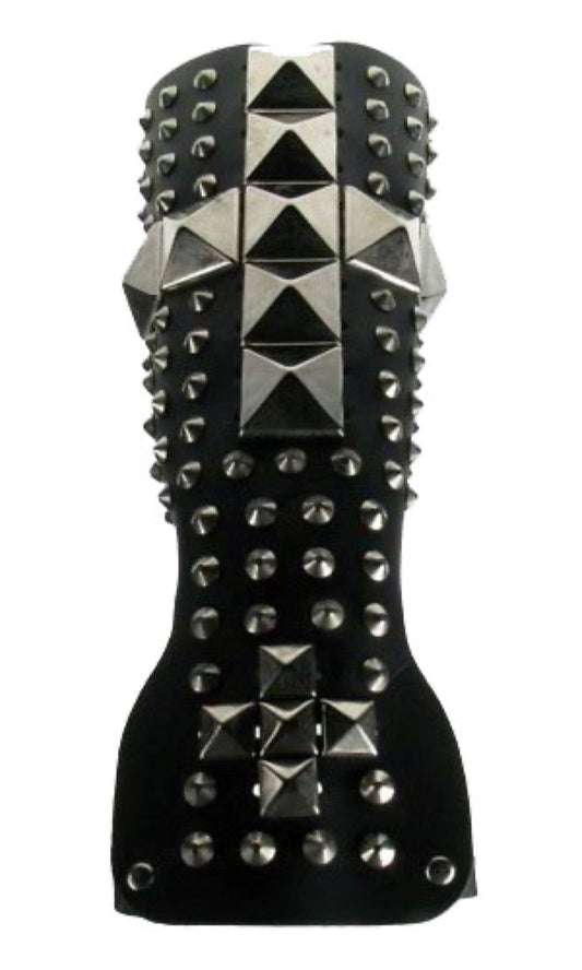 WB372 Conical Gauntlet with Large Pyramid Cross Leather Wristband