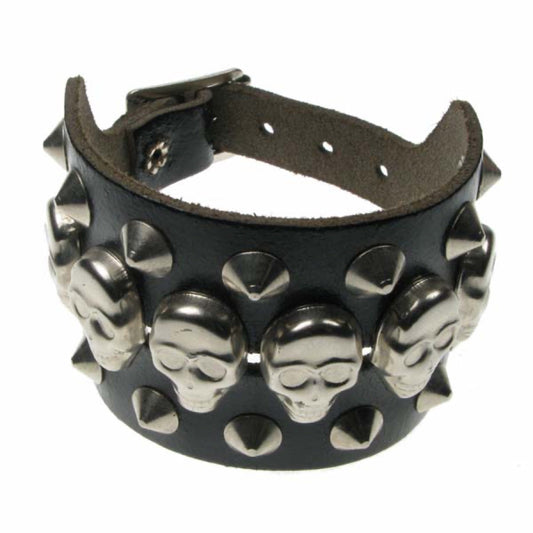 WB450 3 ROW WIDTH SKULL IN MIDDLE WITH CONICALS Leather Wristband - BLACK